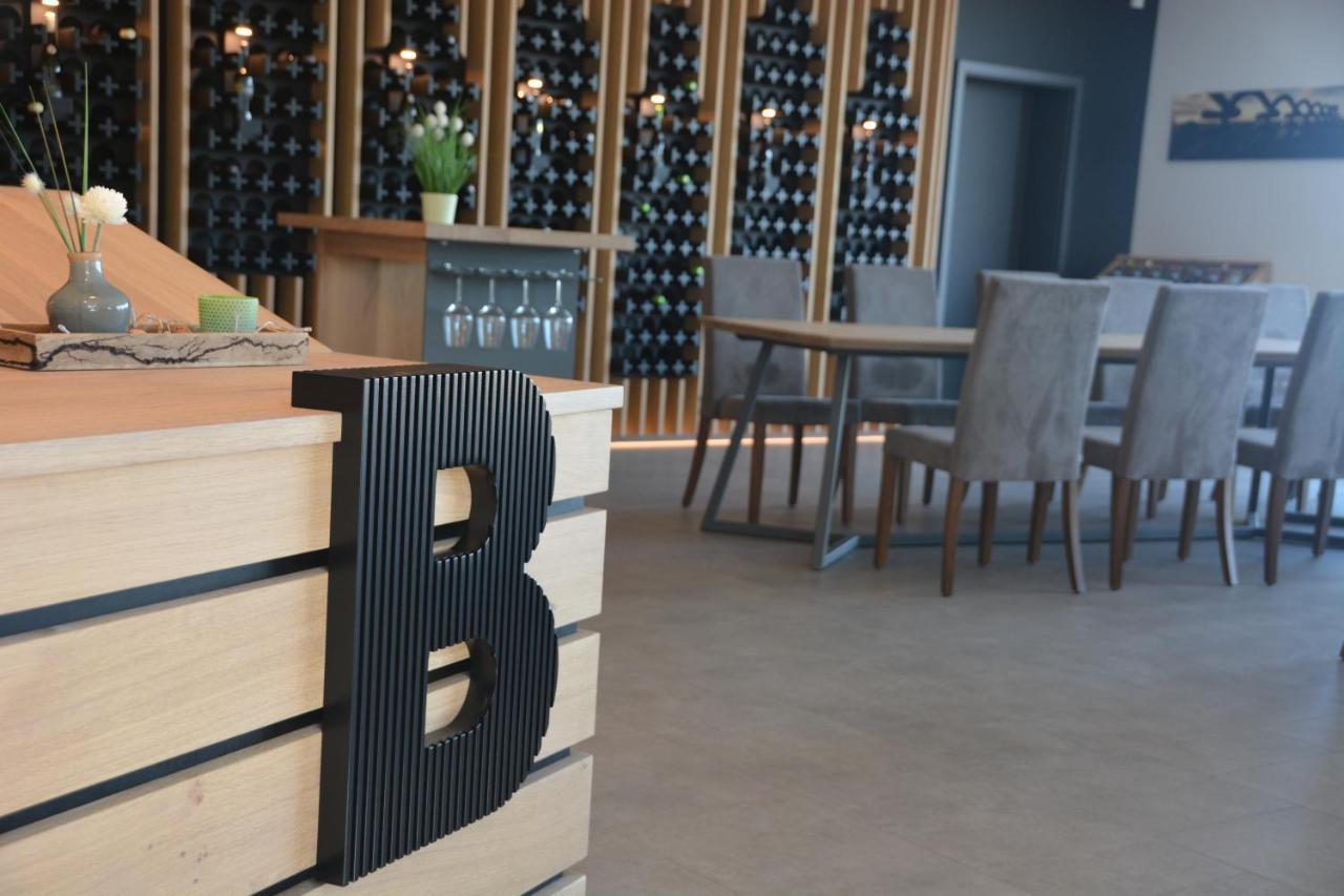 Weingut Bugner Meizelhof Klein-Winternheim Dış mekan fotoğraf