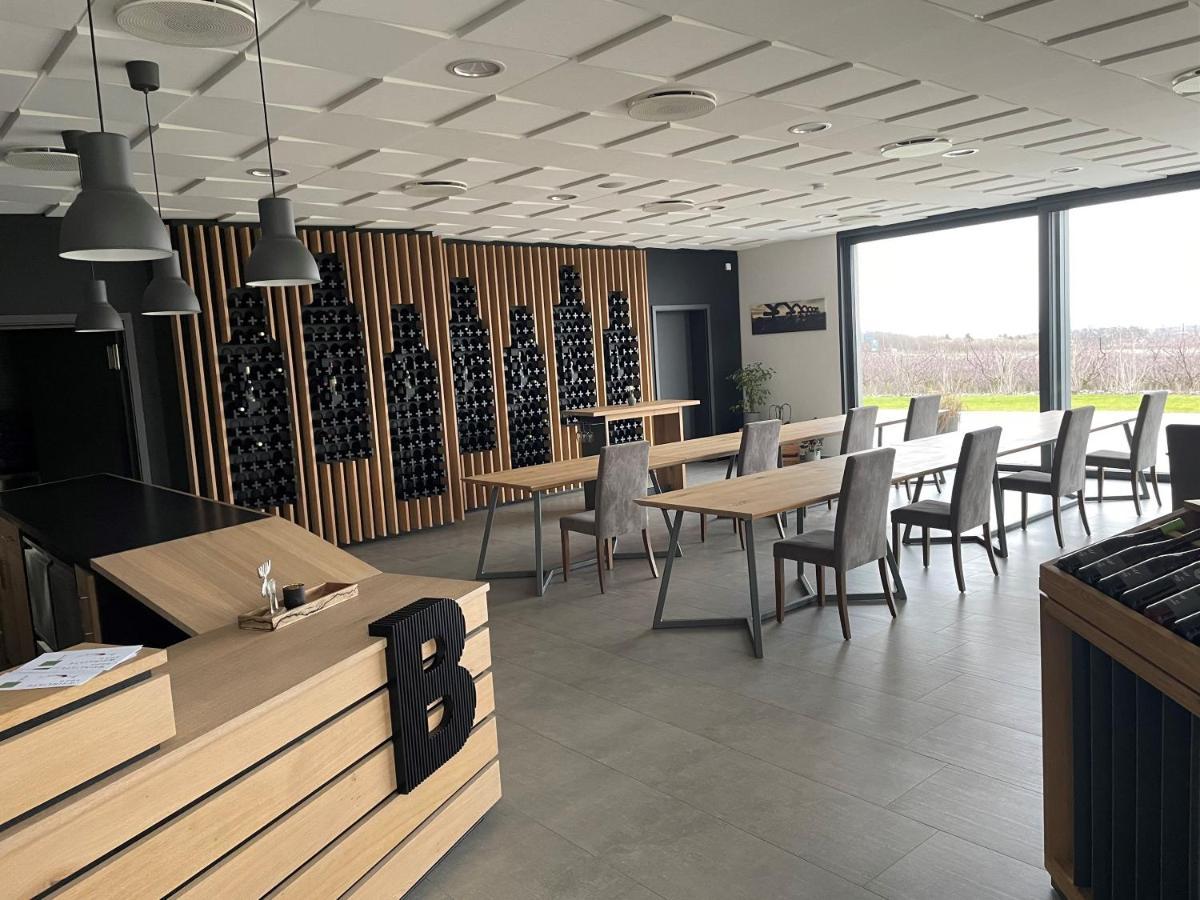 Weingut Bugner Meizelhof Klein-Winternheim Dış mekan fotoğraf